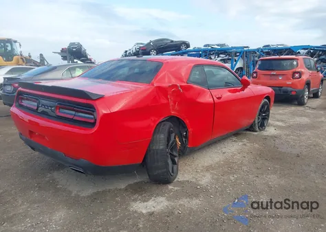 2016 Dodge Challenger Sxt z USA, uszkodzony, nr VIN 2C3CDZAG8GH256771
